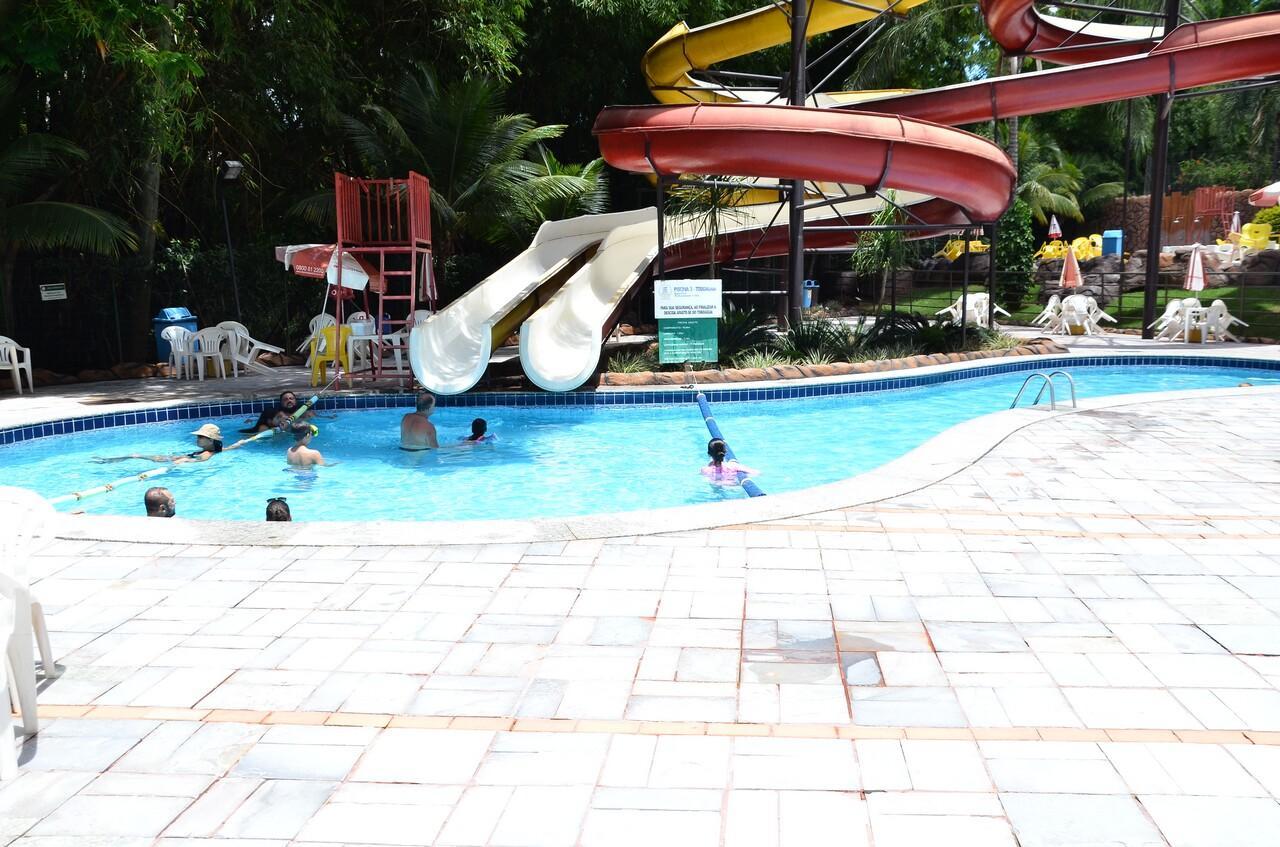 Apartamento Golden Dolphin Grand Caldas Novas Exterior foto